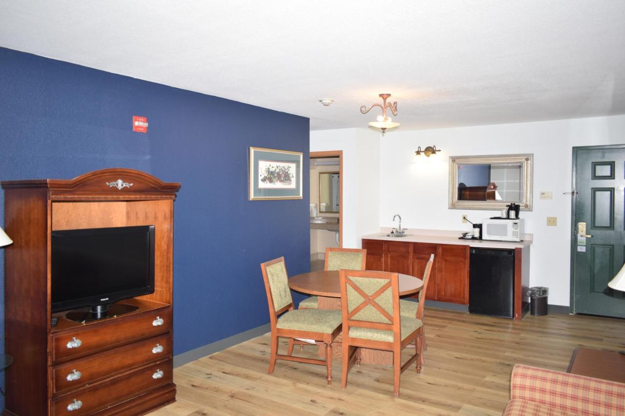 Wingate By Wyndham Youngstown - Austintown Екстериор снимка